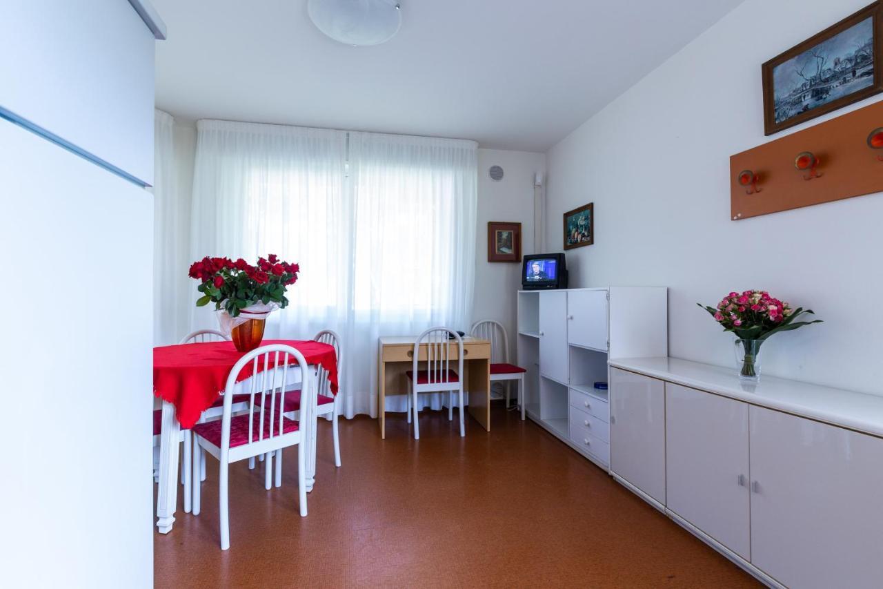 Villa Lucilla Lignano Sabbiadoro Dış mekan fotoğraf